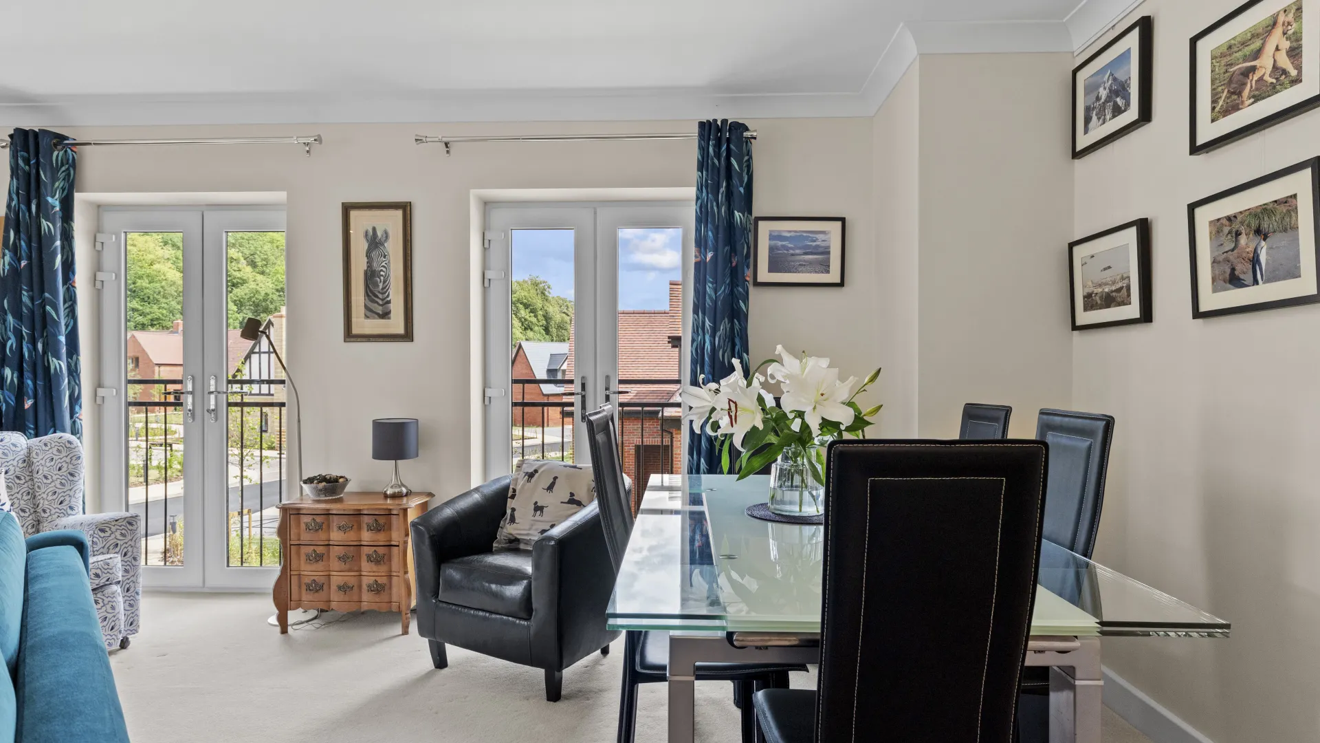 Living room 2