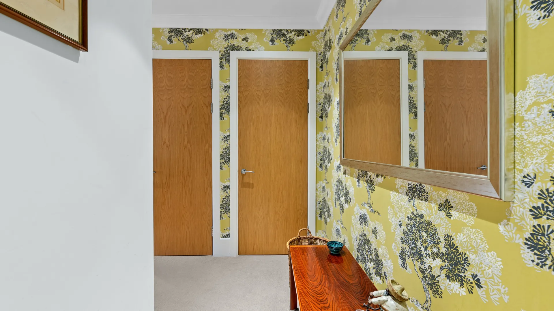 9 Agates House