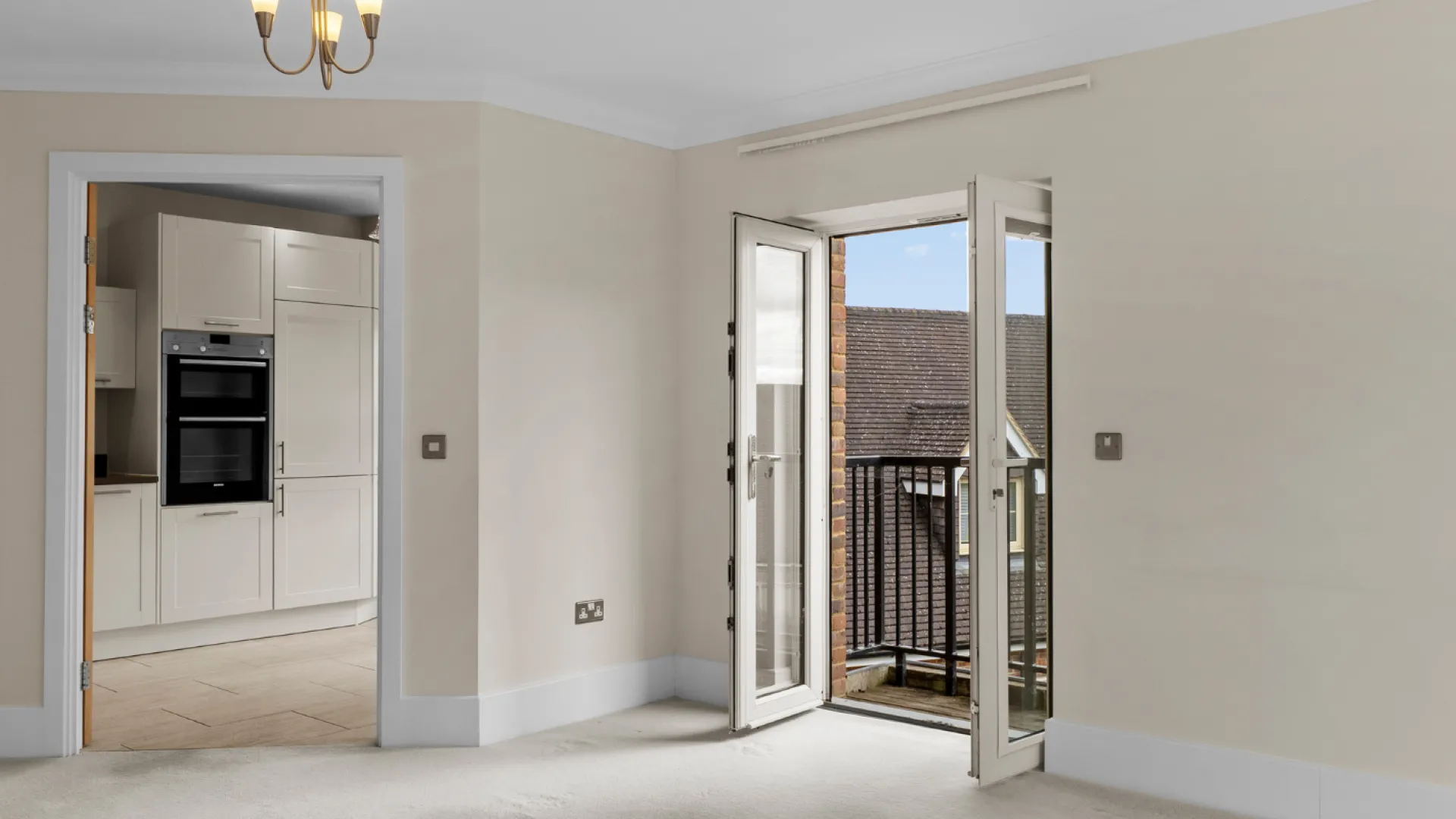 6 Martlet House 