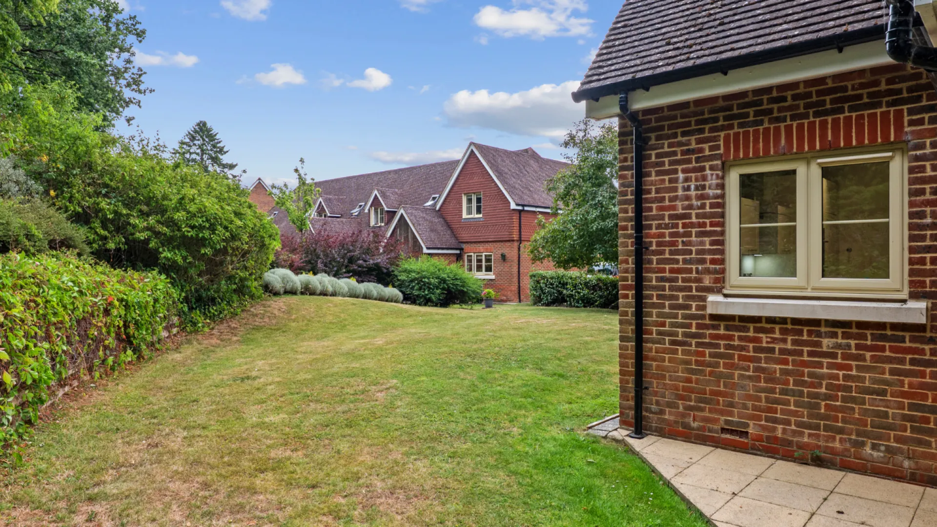 26 Durrants Drive