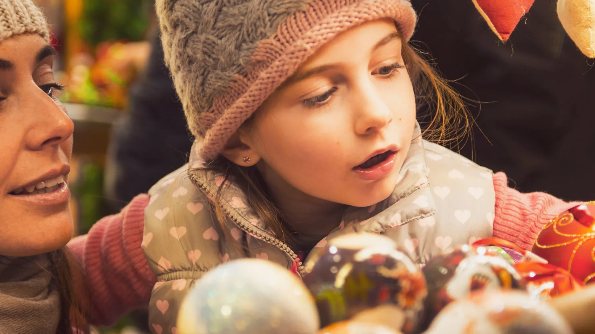 Ampfield Meadows Christmas Lights Switch On 2025 | Festive Event in Chandler’s Ford