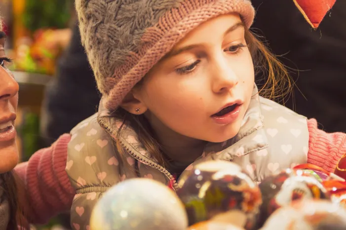 Ampfield Meadows Christmas Lights Switch On 2025 | Festive Event in Chandler’s Ford