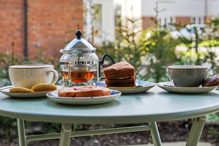 Show Home Tours with Prosecco & Pastries