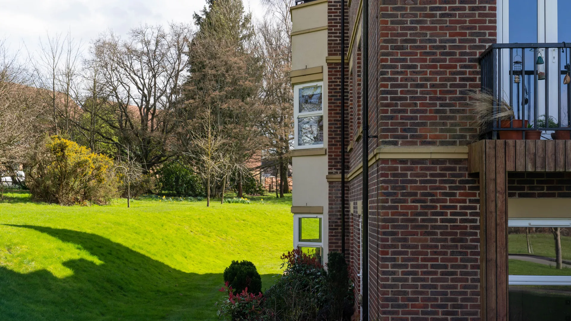 11 Moreton House