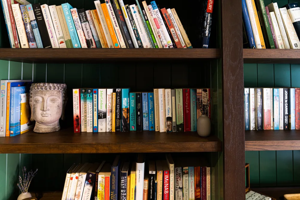 Gifford Lea Library
