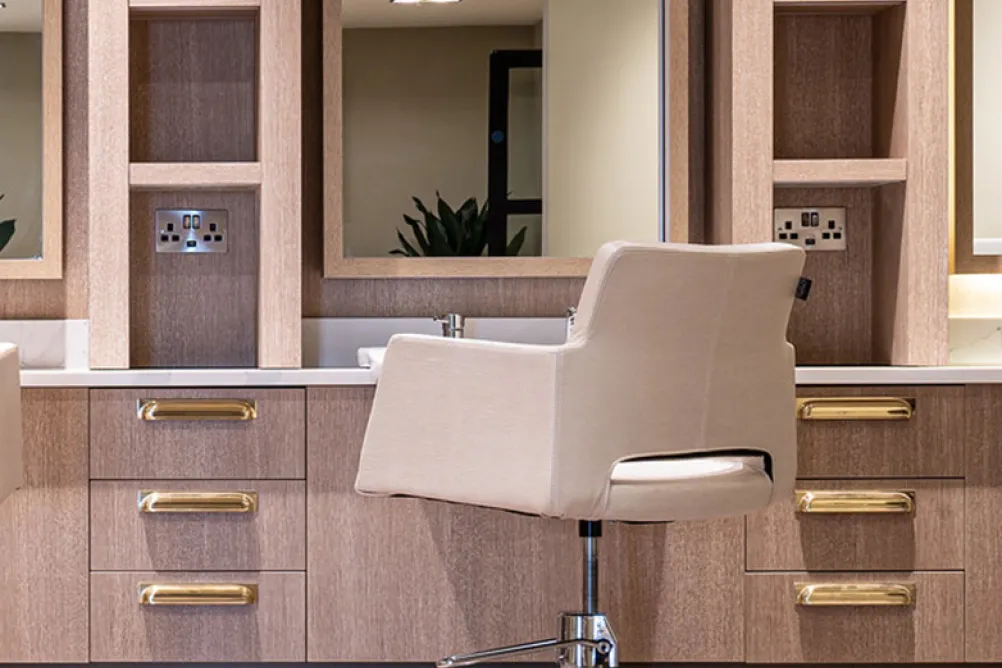 Gifford Lea Salon